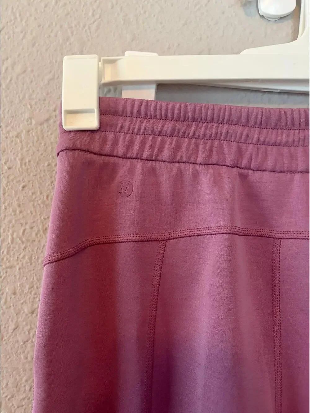 Lululemon Softstreme High-Rise Pant *Full Length 31in inseam Pink size 4. EUC